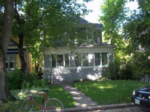 30 Arlington Street, residence of the Genser family