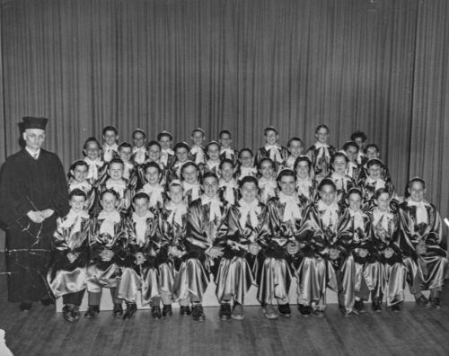 Cantor Benjamin Brownstone and the Talmud Torah Choir, c. 1951