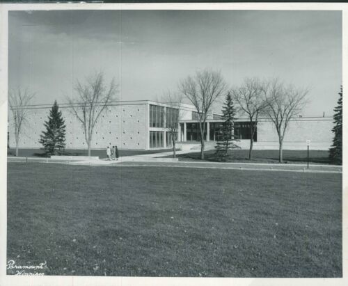 Library – University of Manitoba, Jewish Heritage Centre of Western Canada photograph collection, c. 1955
