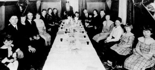 Seder at the home of Mr. and Mrs. Abram Levin, Winnipeg 1930