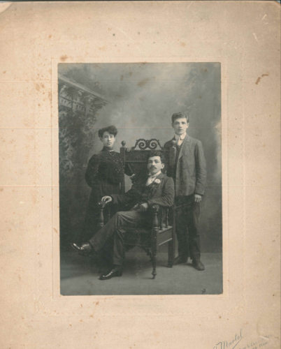 Vera Nelson, William Nelson (seated) and Alter Cherniack, early 1900s, JM 3956(b)